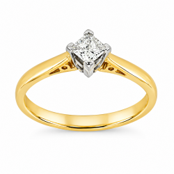Pre Owned 18ct Princess Cut Diamond Solitaire Ring ZB724